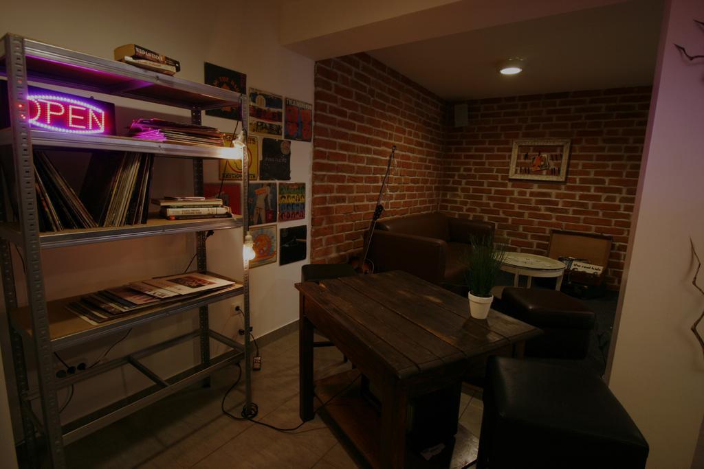 Pozitiv Hostel Ζάγκρεμπ Εξωτερικό φωτογραφία