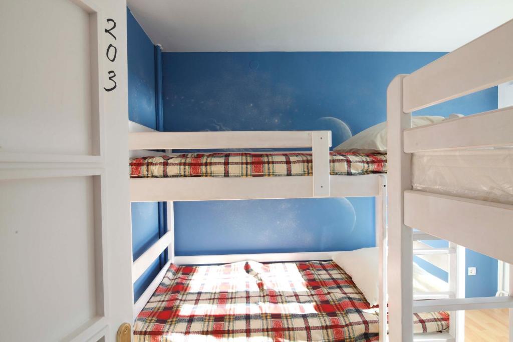 Pozitiv Hostel Ζάγκρεμπ Δωμάτιο φωτογραφία